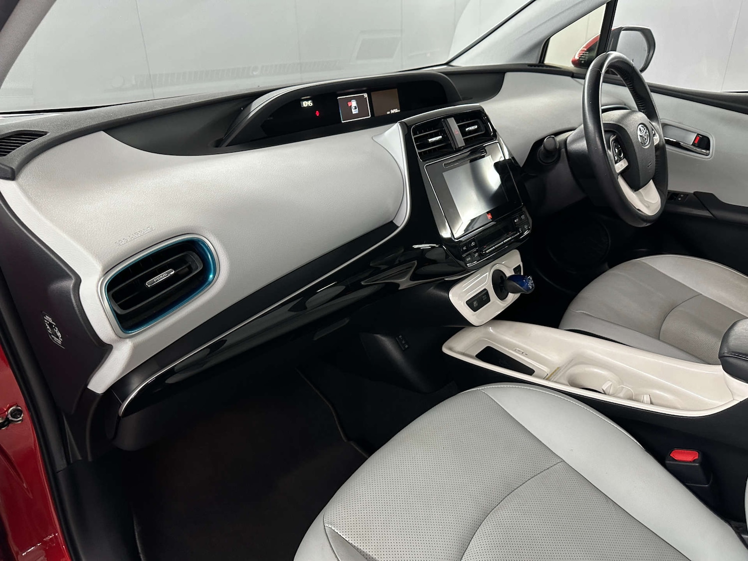 Used Toyota Prius 2016 for sale - 77590781: Photo 11