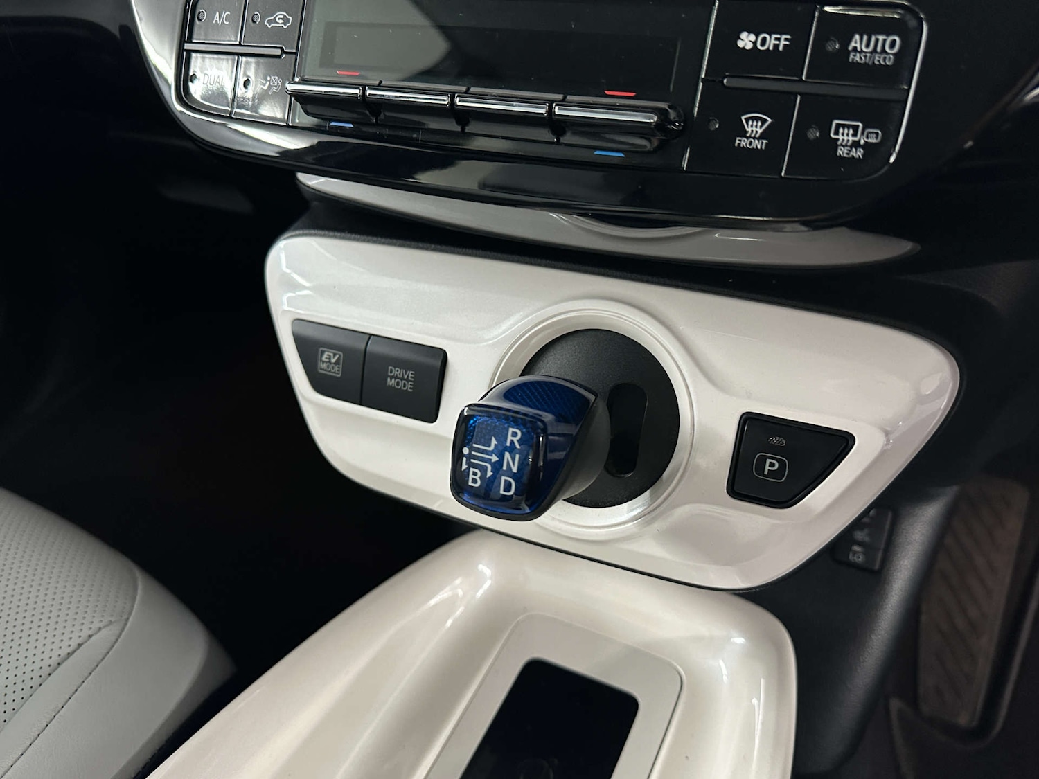 Used Toyota Prius 2016 for sale - 77590781: Photo 18