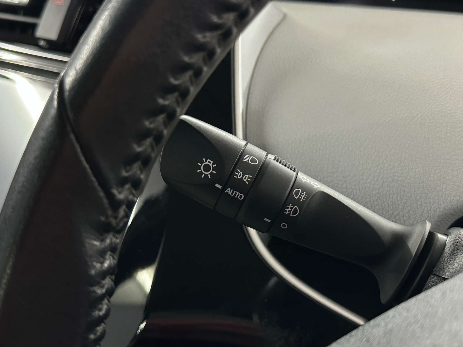 Used Toyota Prius 2016 for sale - 77590781: Photo 21