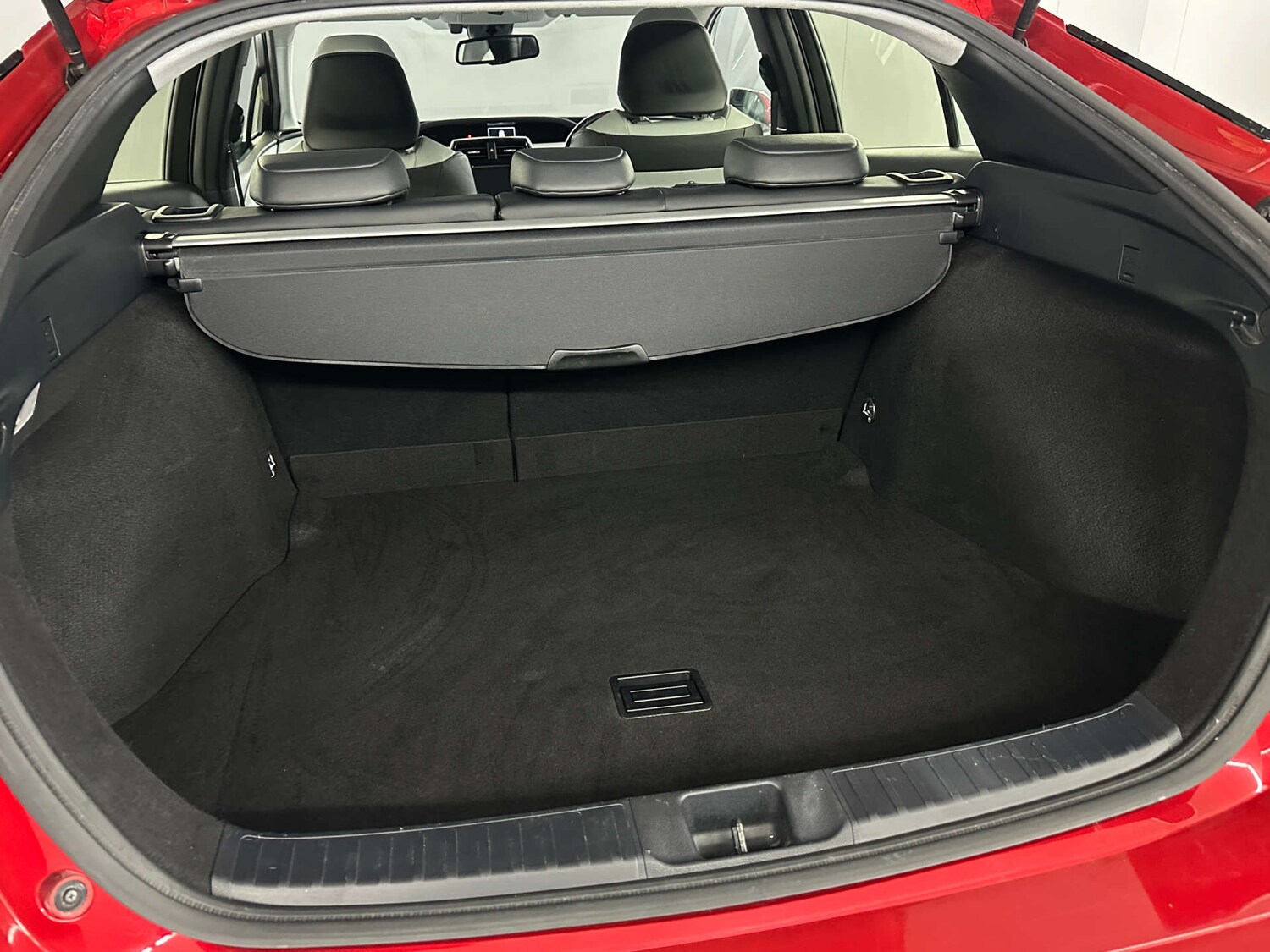 Used Toyota Prius 2016 for sale - 77590781: Photo 40