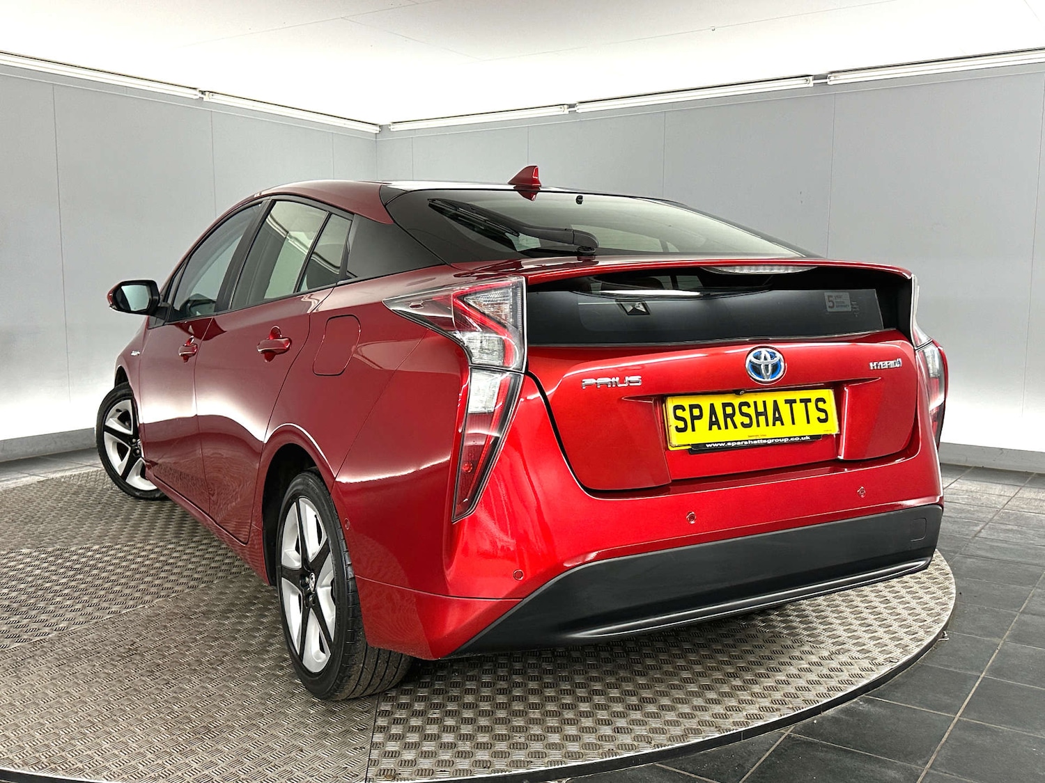 Used Toyota Prius 2016 for sale - 77590781: Photo 5