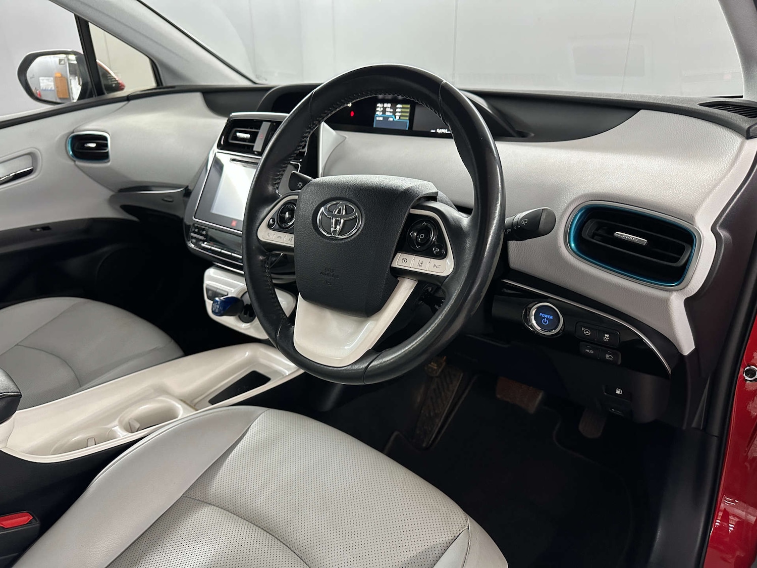 Used Toyota Prius 2016 for sale - 77590781: Photo 9