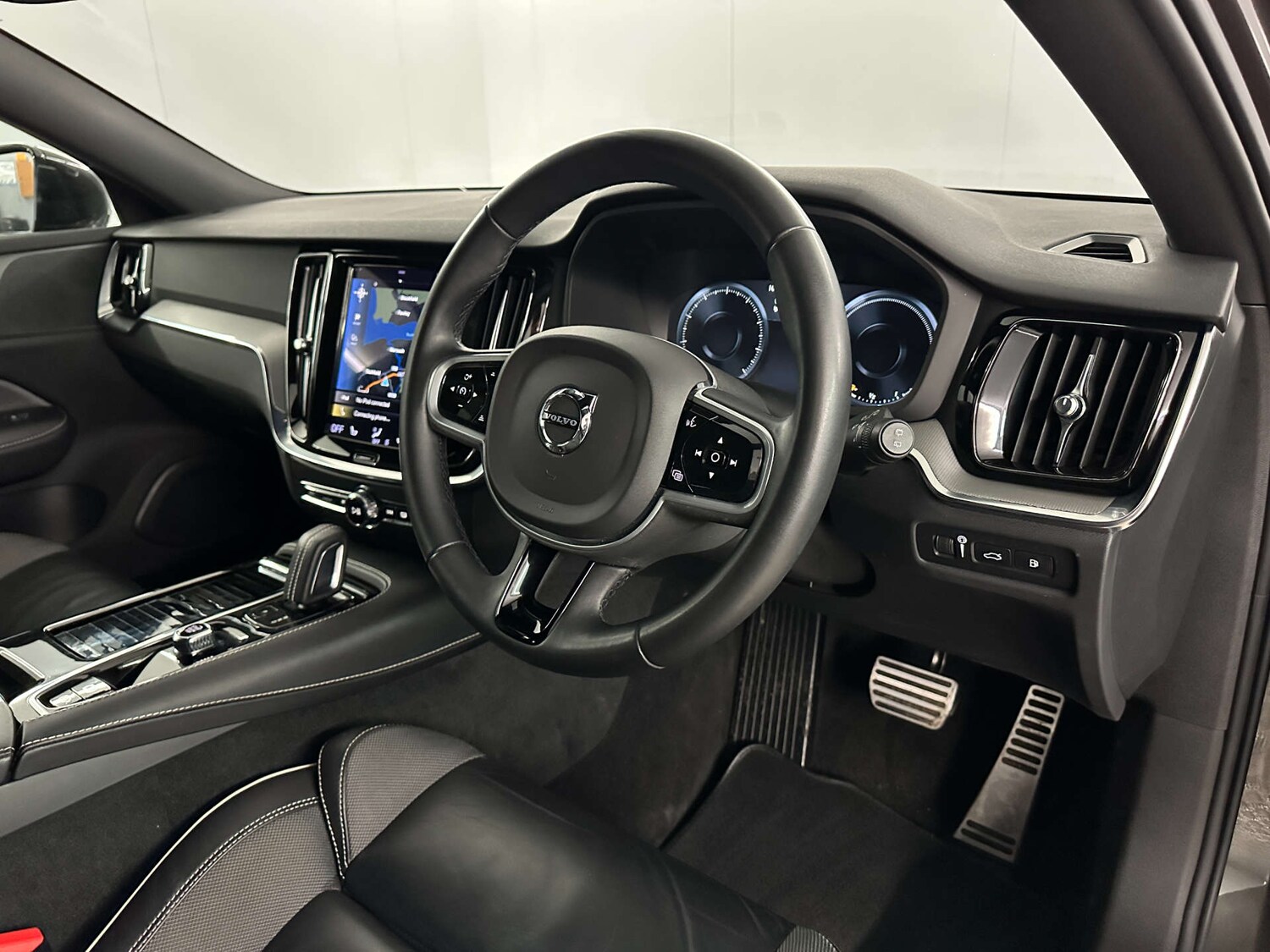 Used Volvo V60 2021 for sale - 77590797: Photo 11