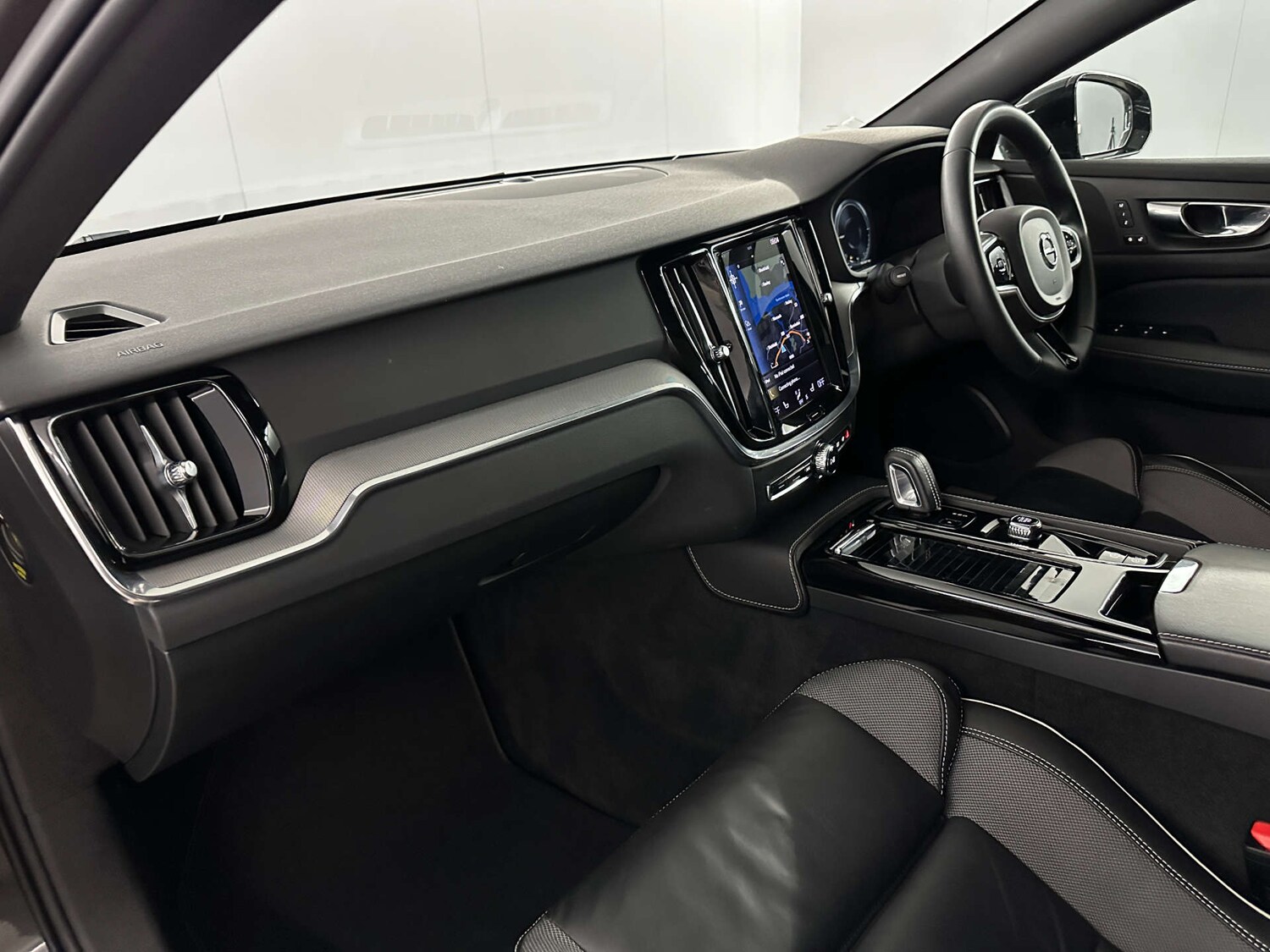 Used Volvo V60 2021 for sale - 77590797: Photo 13