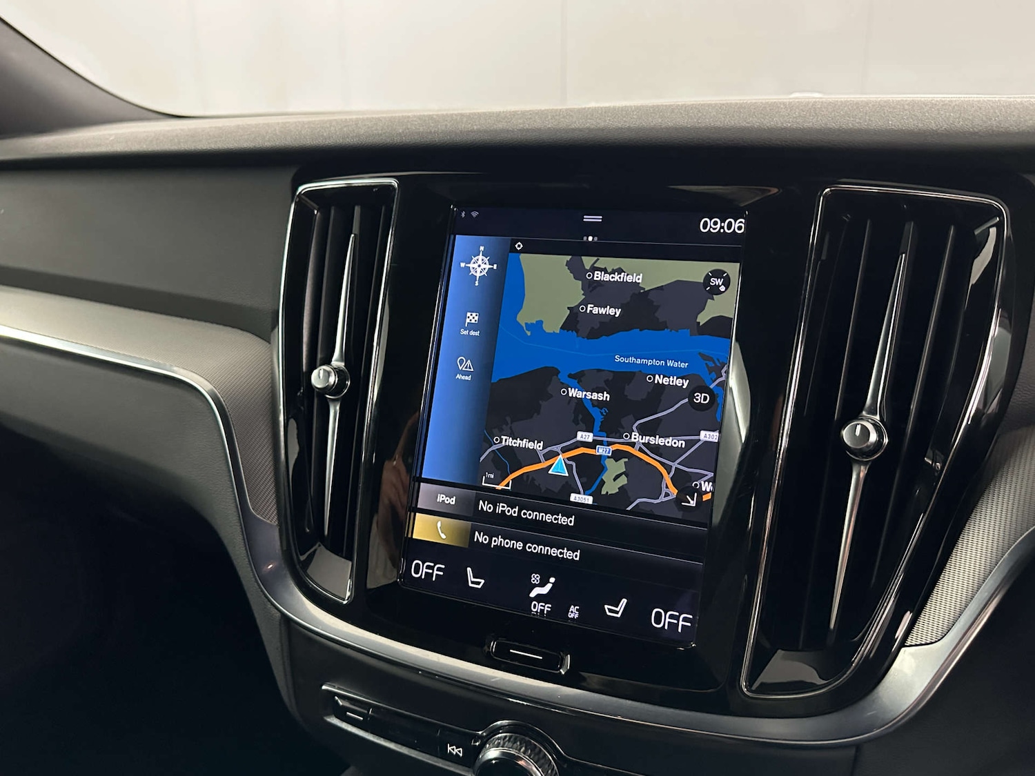 Used Volvo V60 2021 for sale - 77590797: Photo 2