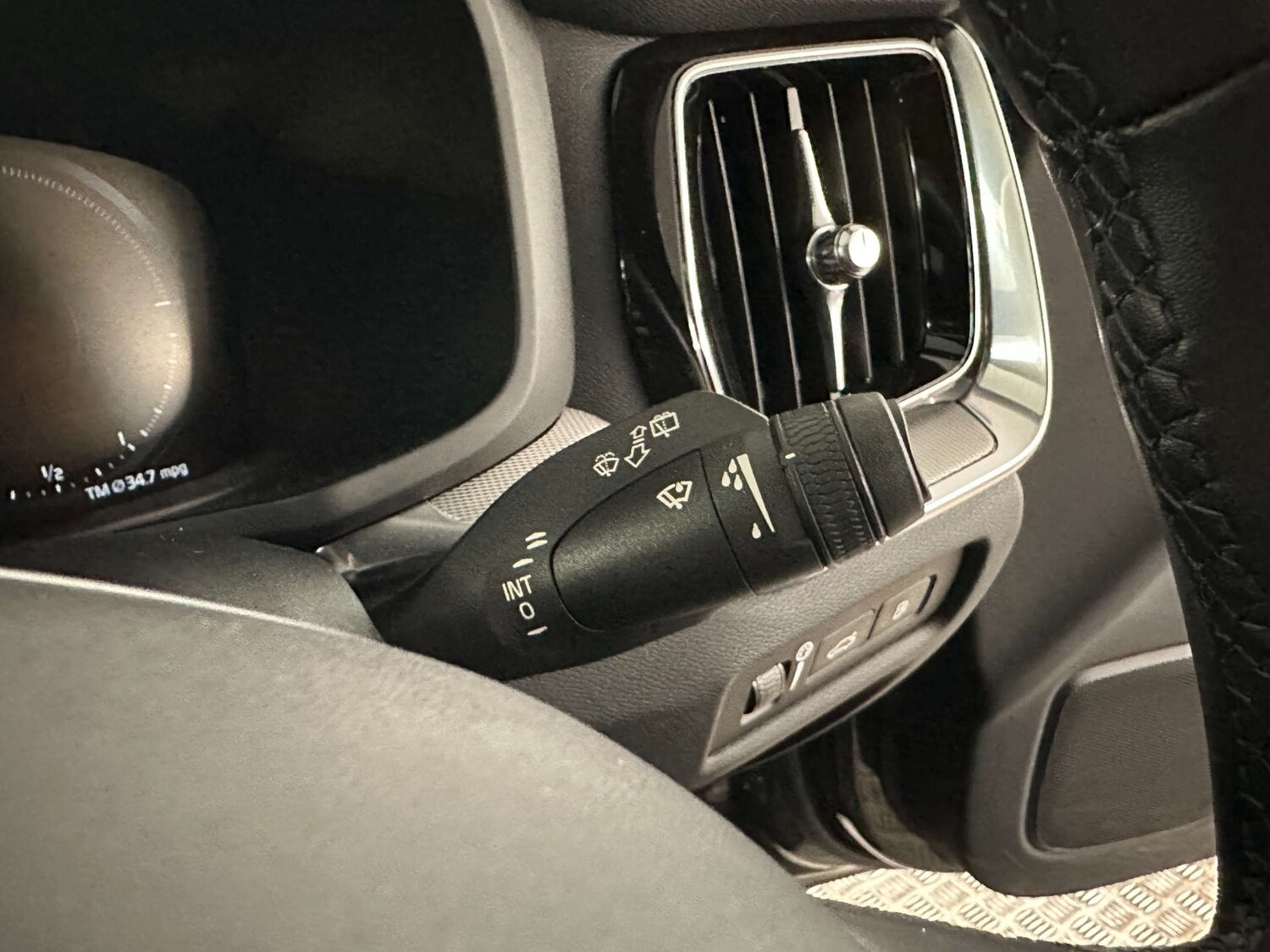 Used Volvo V60 2021 for sale - 77590797: Photo 24