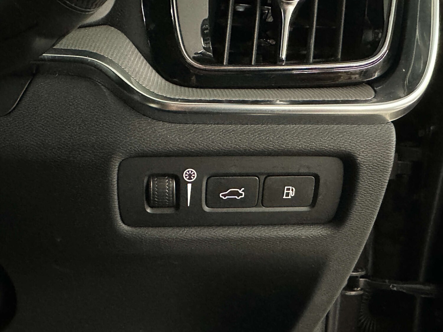 Used Volvo V60 2021 for sale - 77590797: Photo 25