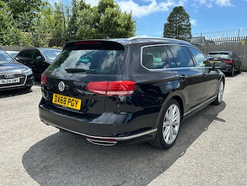 Used Volkswagen Passat 2018 for sale - 78832177: Photo