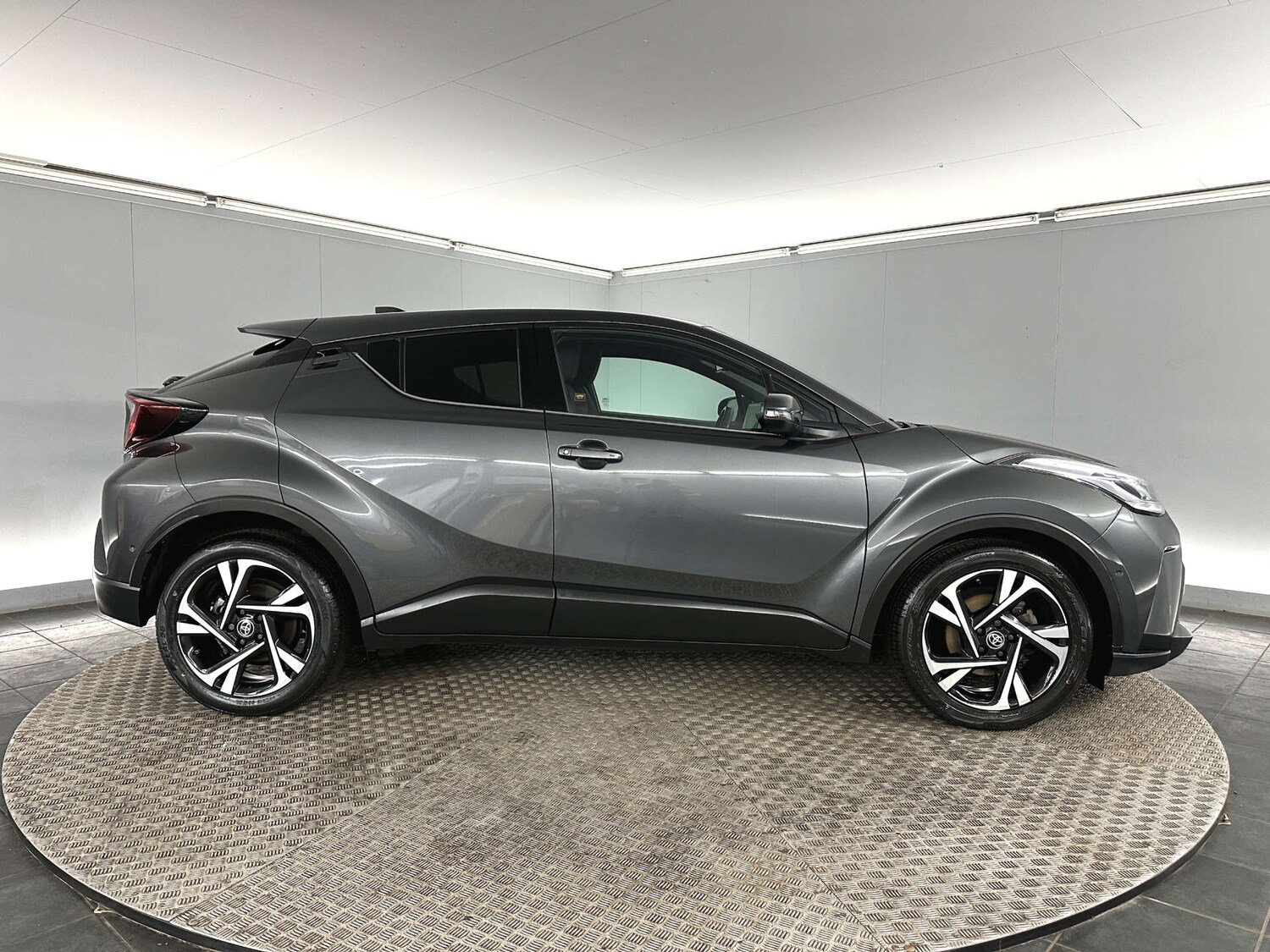 Used Toyota C-HR 2022 for sale - 77590728: Photo 10