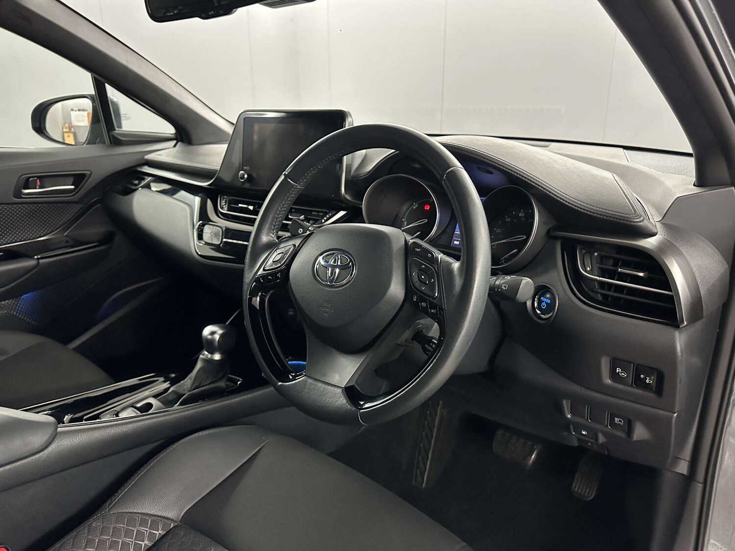 Used Toyota C-HR 2022 for sale - 77590728: Photo 11