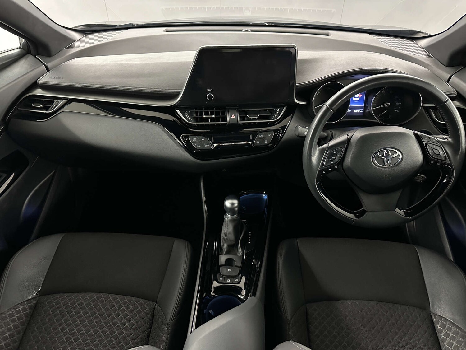 Used Toyota C-HR 2022 for sale - 77590728: Photo 16