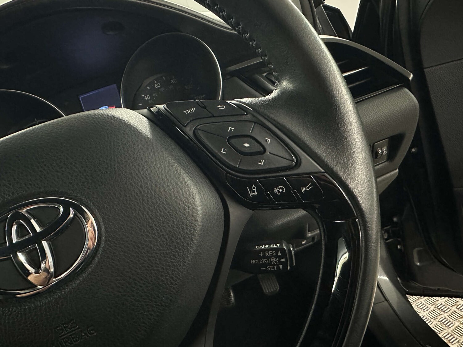 Used Toyota C-HR 2022 for sale - 77590728: Photo 20