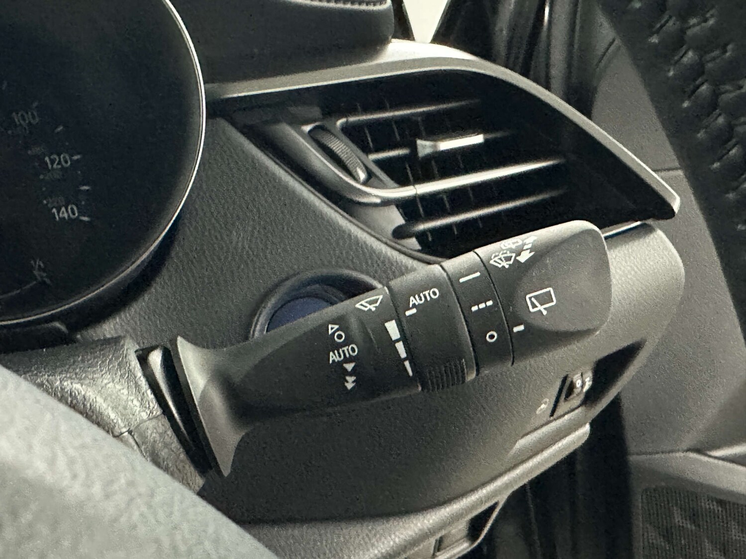 Used Toyota C-HR 2022 for sale - 77590728: Photo 23