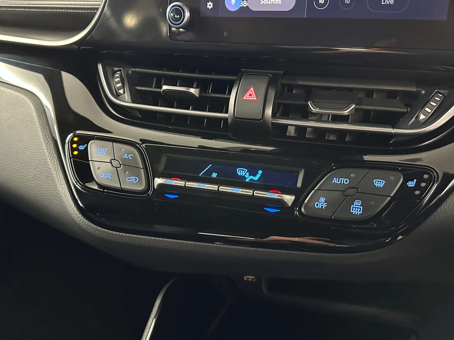 Used Toyota C-HR 2022 for sale - 77590728: Photo 26