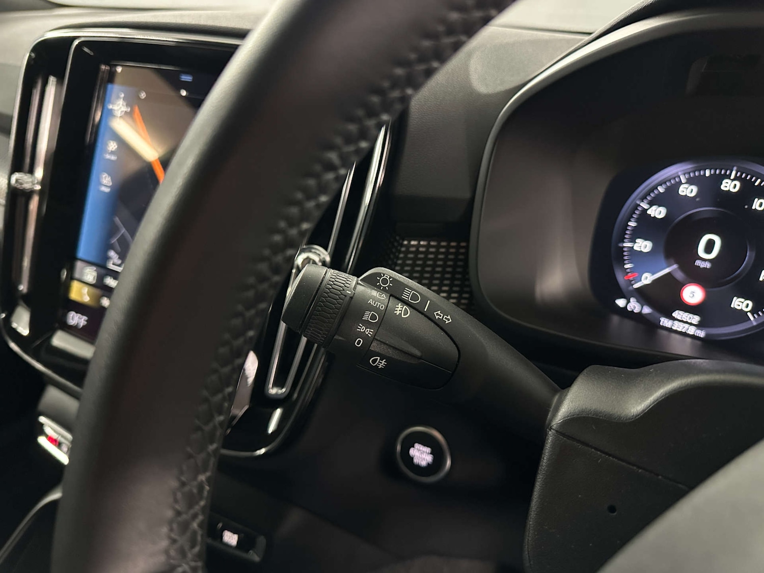 Used Volvo XC40 2021 for sale - 78182044: Photo 18