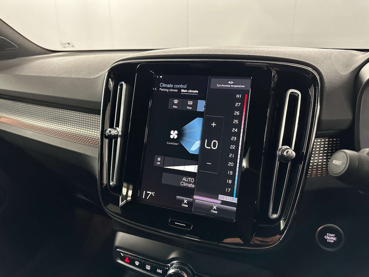 Used Volvo XC40 2021 for sale - 78182044: Photo 23