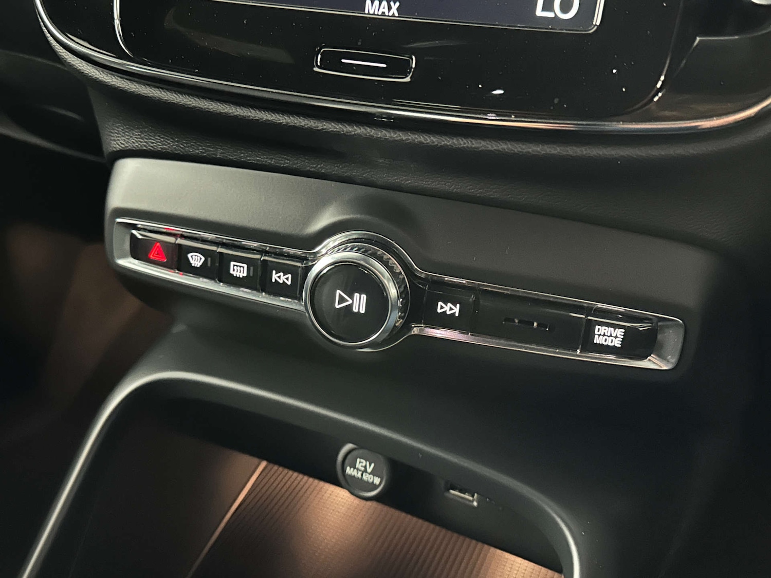 Used Volvo XC40 2021 for sale - 78182044: Photo 24