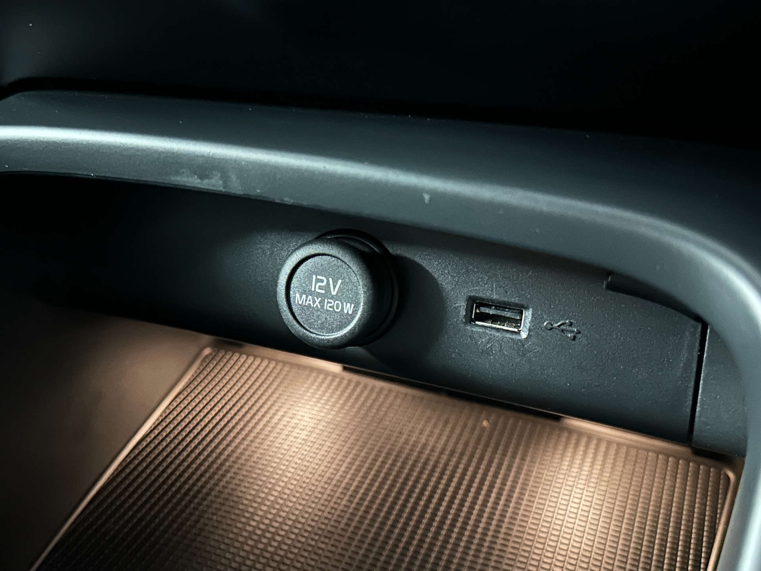 Used Volvo XC40 2021 for sale - 78182044: Photo 25