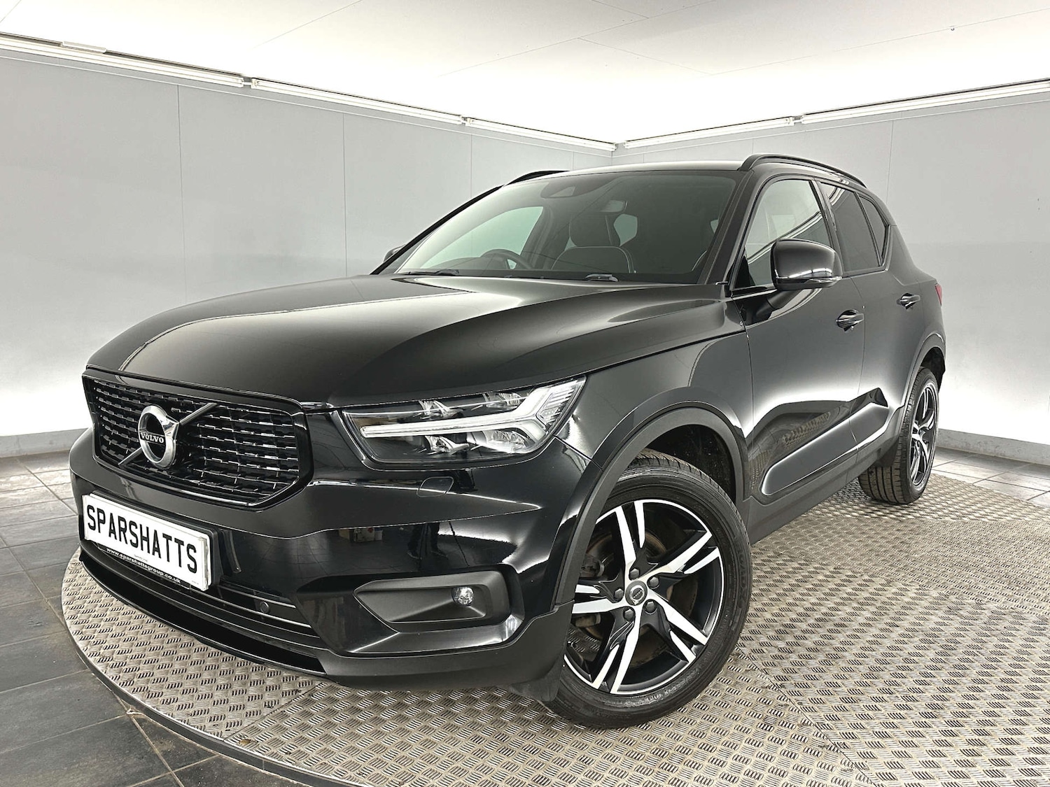 Used Volvo XC40 2021 for sale - 78182044: Photo 3