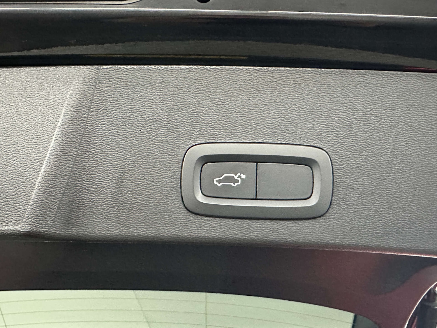 Used Volvo XC40 2021 for sale - 78182044: Photo 35