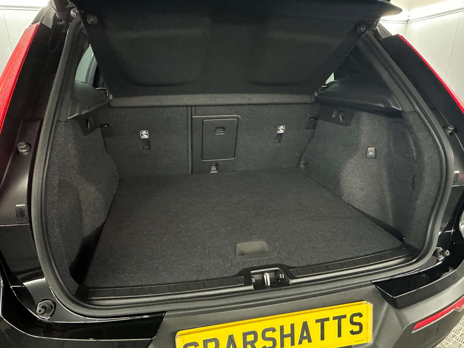 Used Volvo XC40 2021 for sale - 78182044: Photo 36