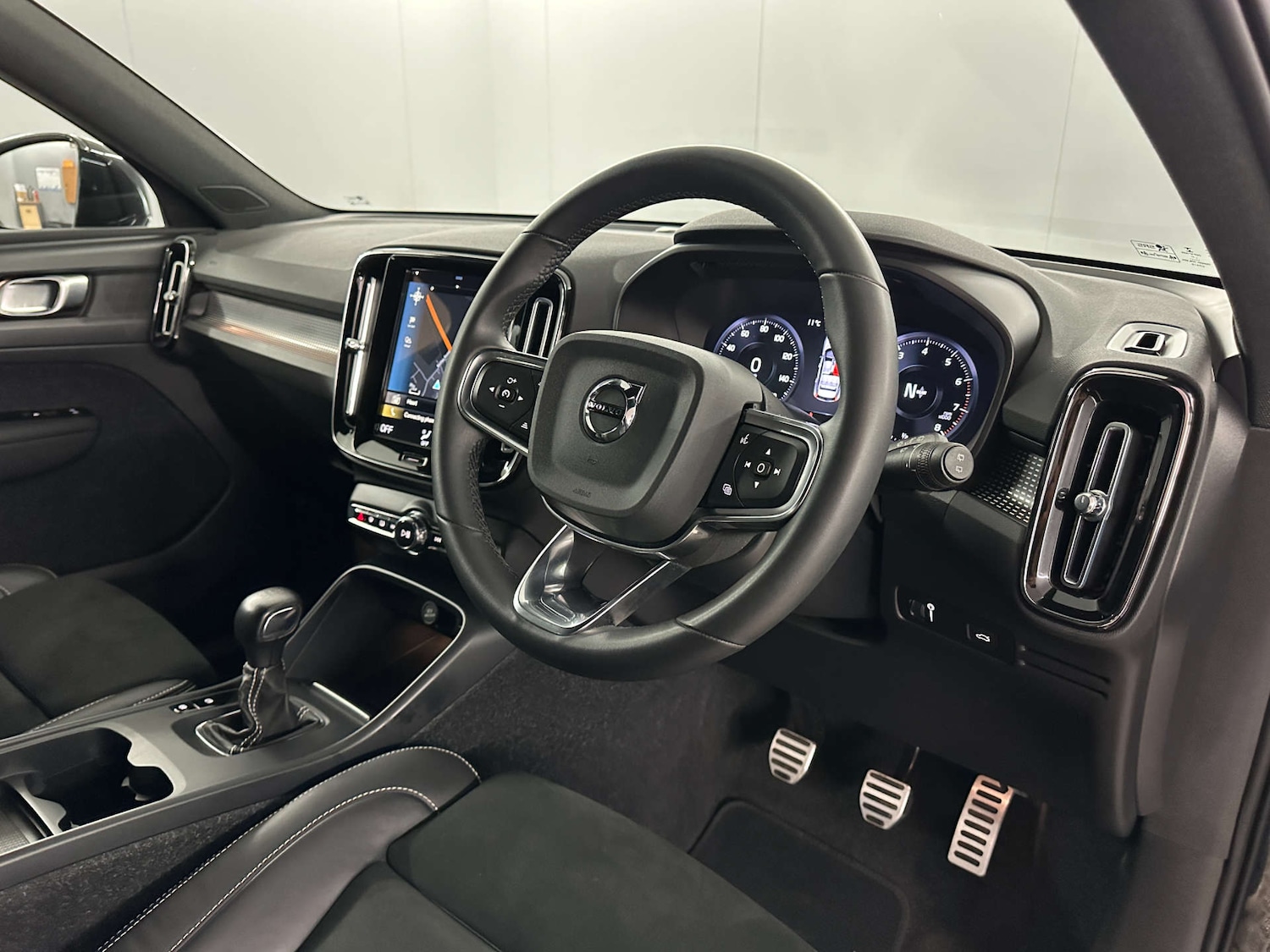 Used Volvo XC40 2021 for sale - 78182044: Photo 9