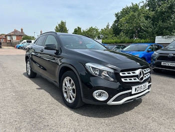 Used Mercedes-Benz GLA 2019 for sale - 78929037: Photo