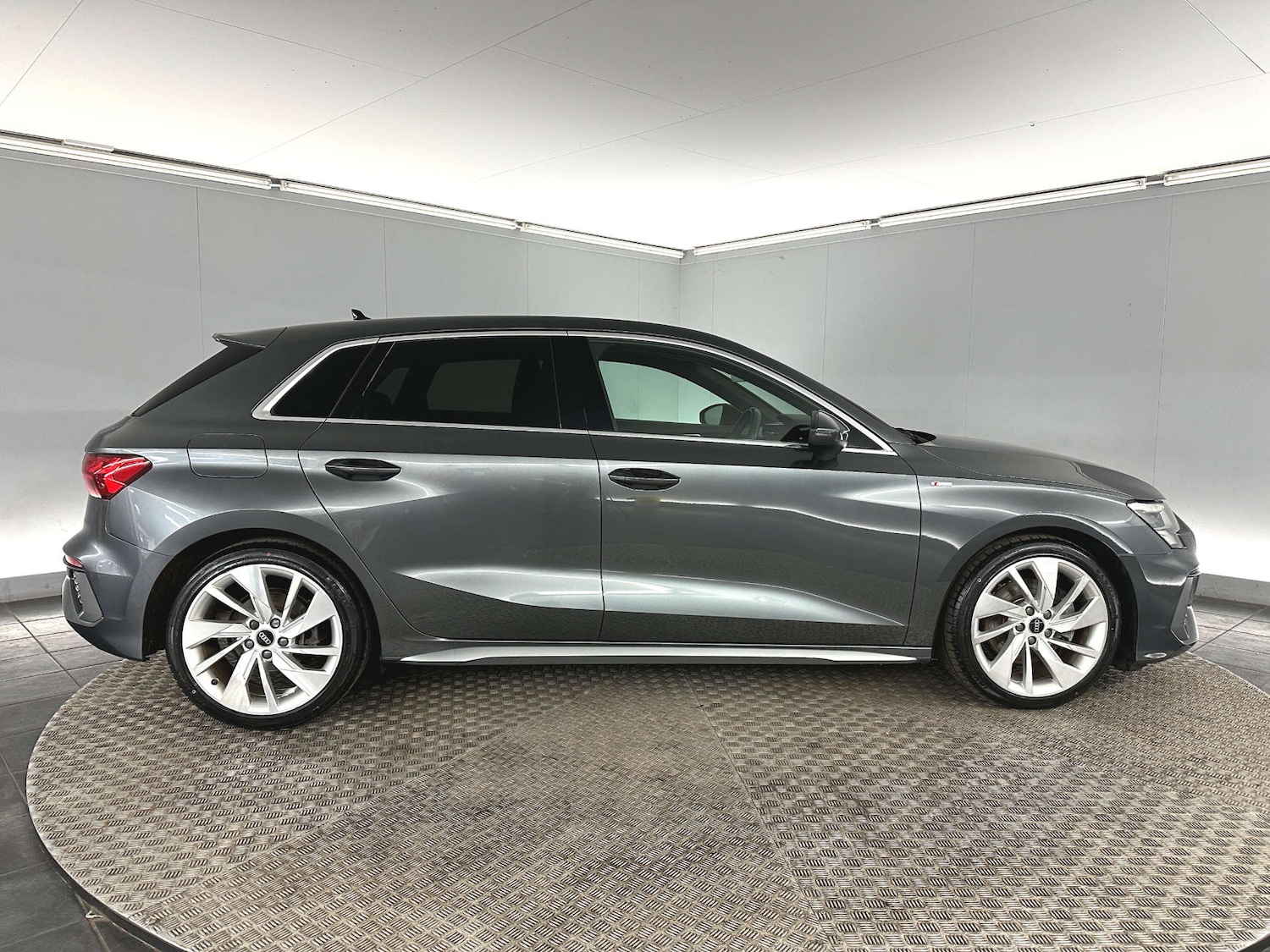 Used Audi A3 2020 for sale - 77745660: Photo 8