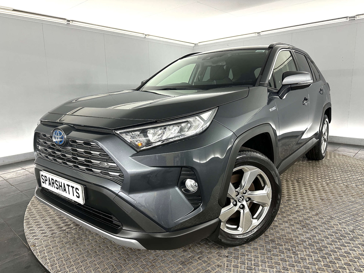 Used Toyota RAV4 2021 for sale - 77765701: Photo 5