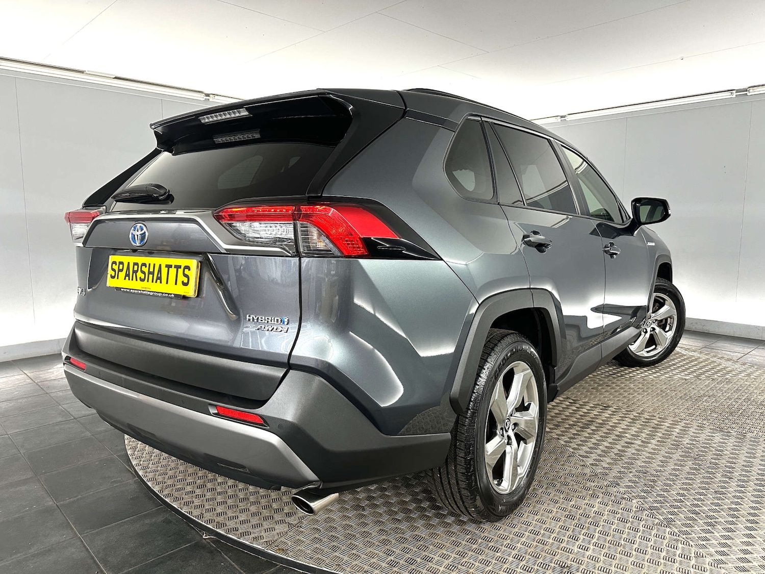 Used Toyota RAV4 2021 for sale - 77765701: Photo 9