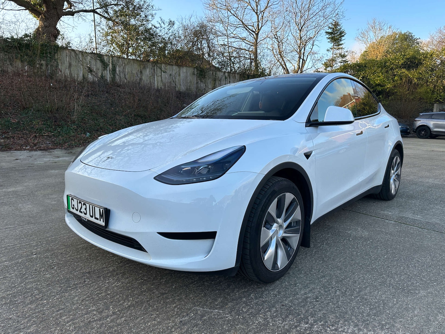 Used Tesla Model Y 2023 for sale - 77590710: Photo 2