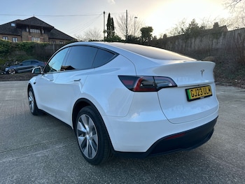 Used Tesla Model Y 2023 for sale - 77590710: Photo