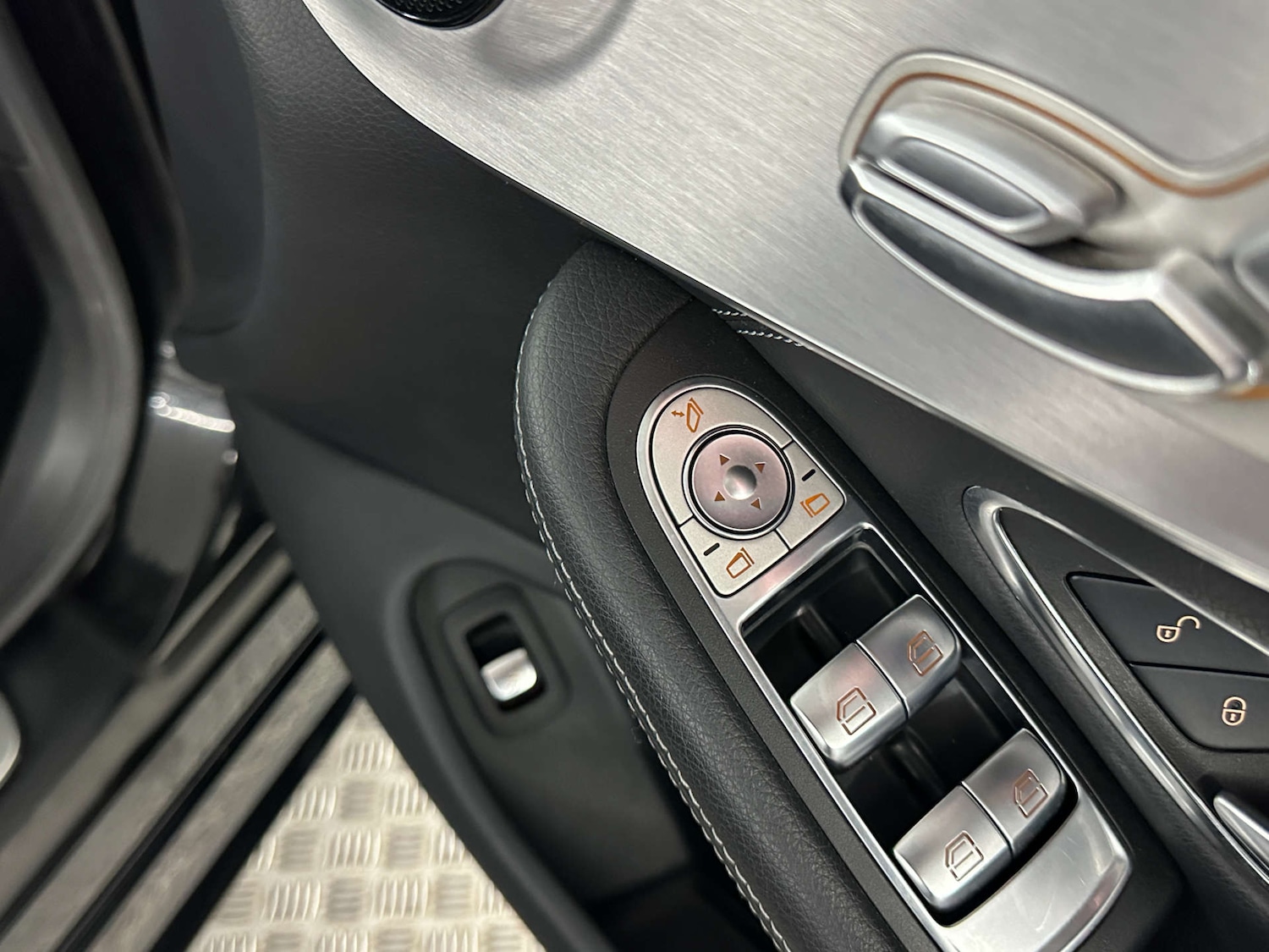 Used Mercedes-Benz C Class 2019 for sale - 77989928: Photo 25