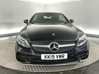 Used Mercedes-Benz C Class 2019 for sale - 77989928: Photo