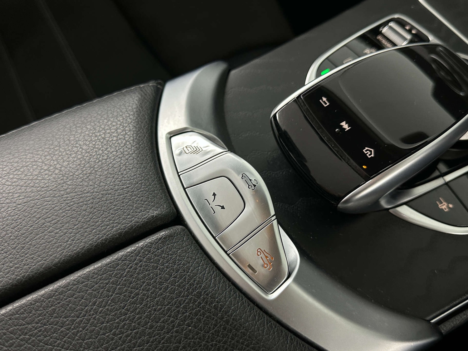 Used Mercedes-Benz C Class 2019 for sale - 77989928: Photo 36