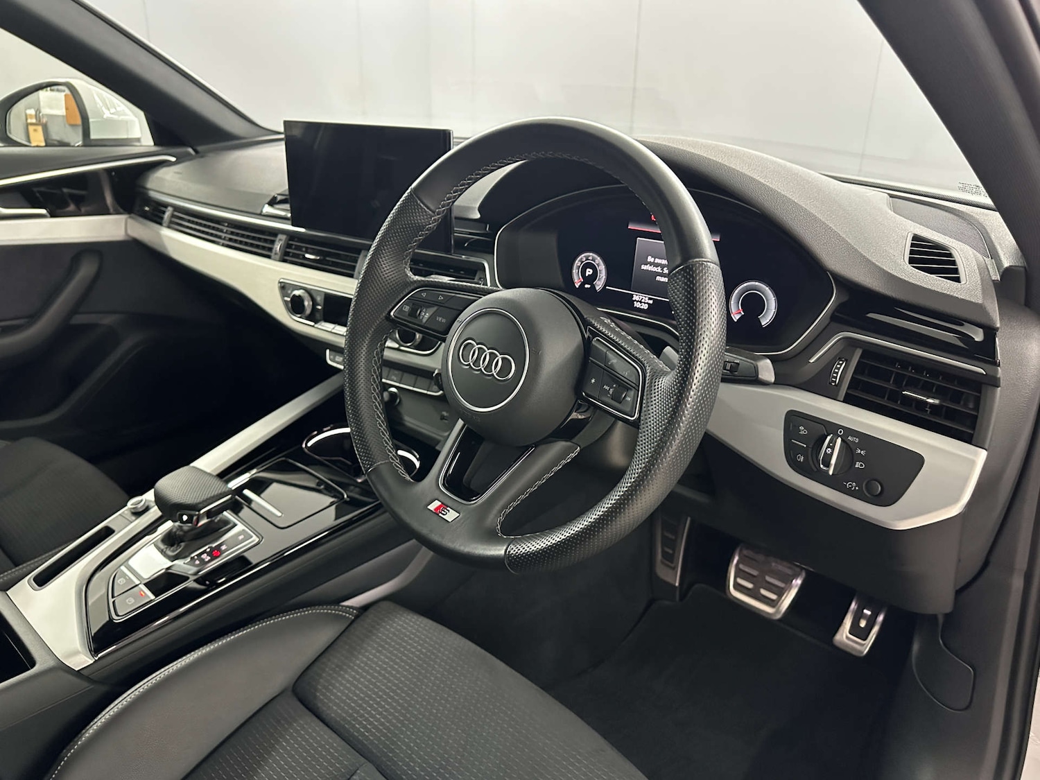 Used Audi A4 2022 for sale - 77590690: Photo 12