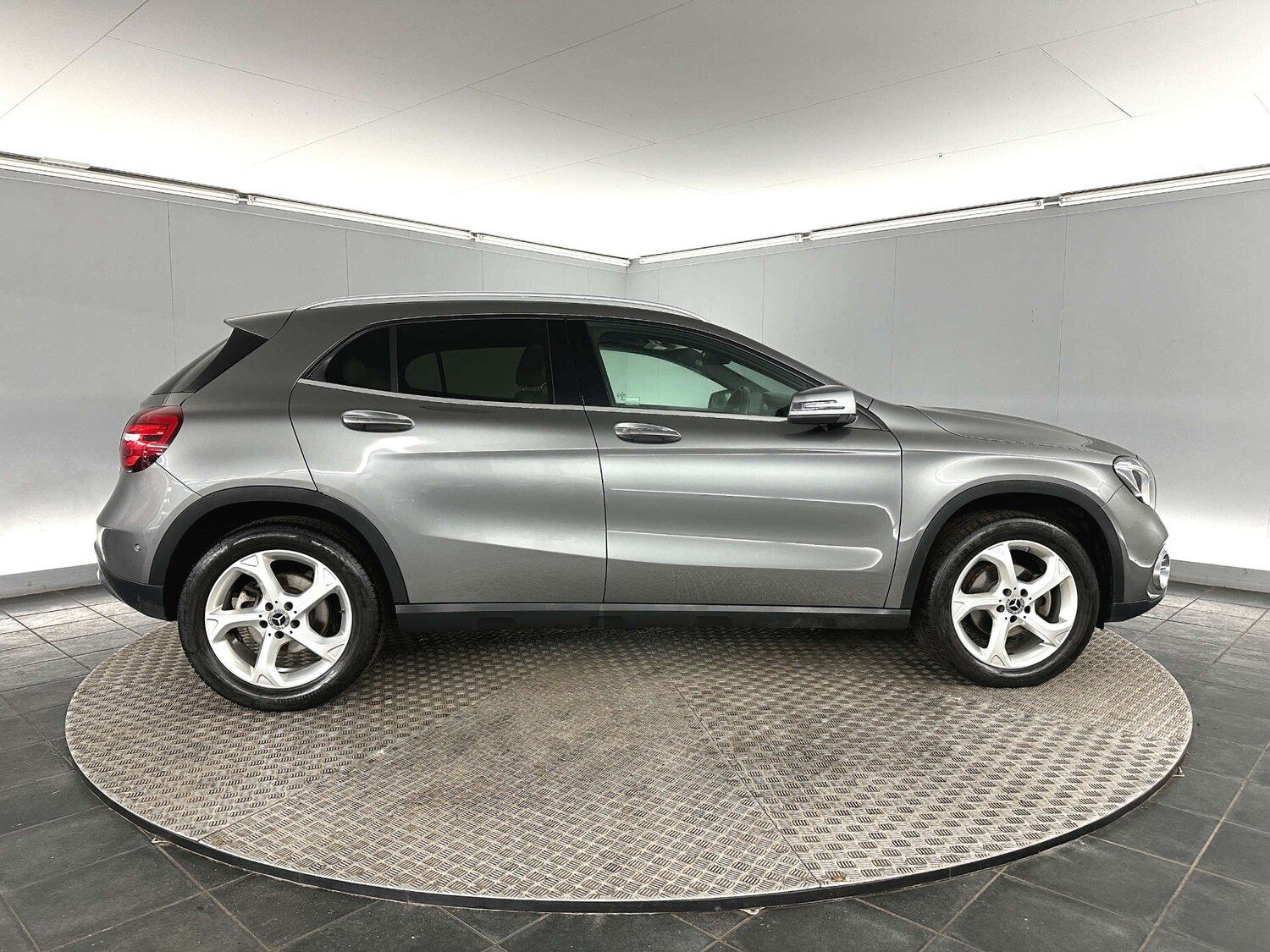 Used Mercedes-Benz GLA 2019 for sale - 77590782: Photo 11