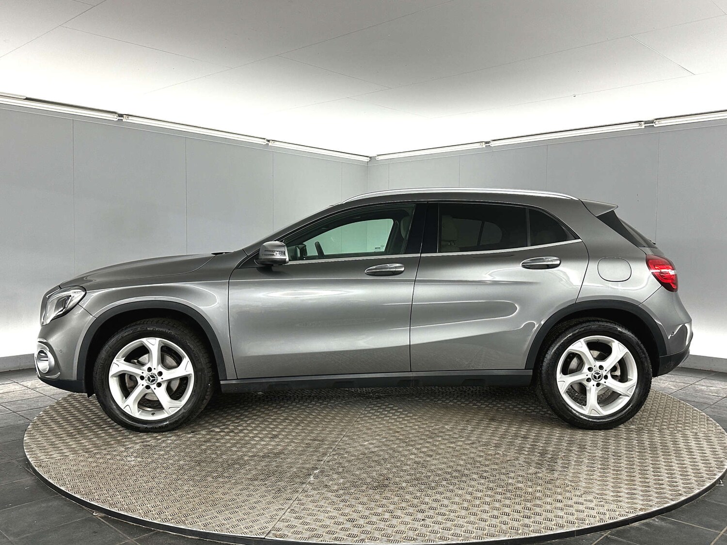 Used Mercedes-Benz GLA 2019 for sale - 77590782: Photo 7