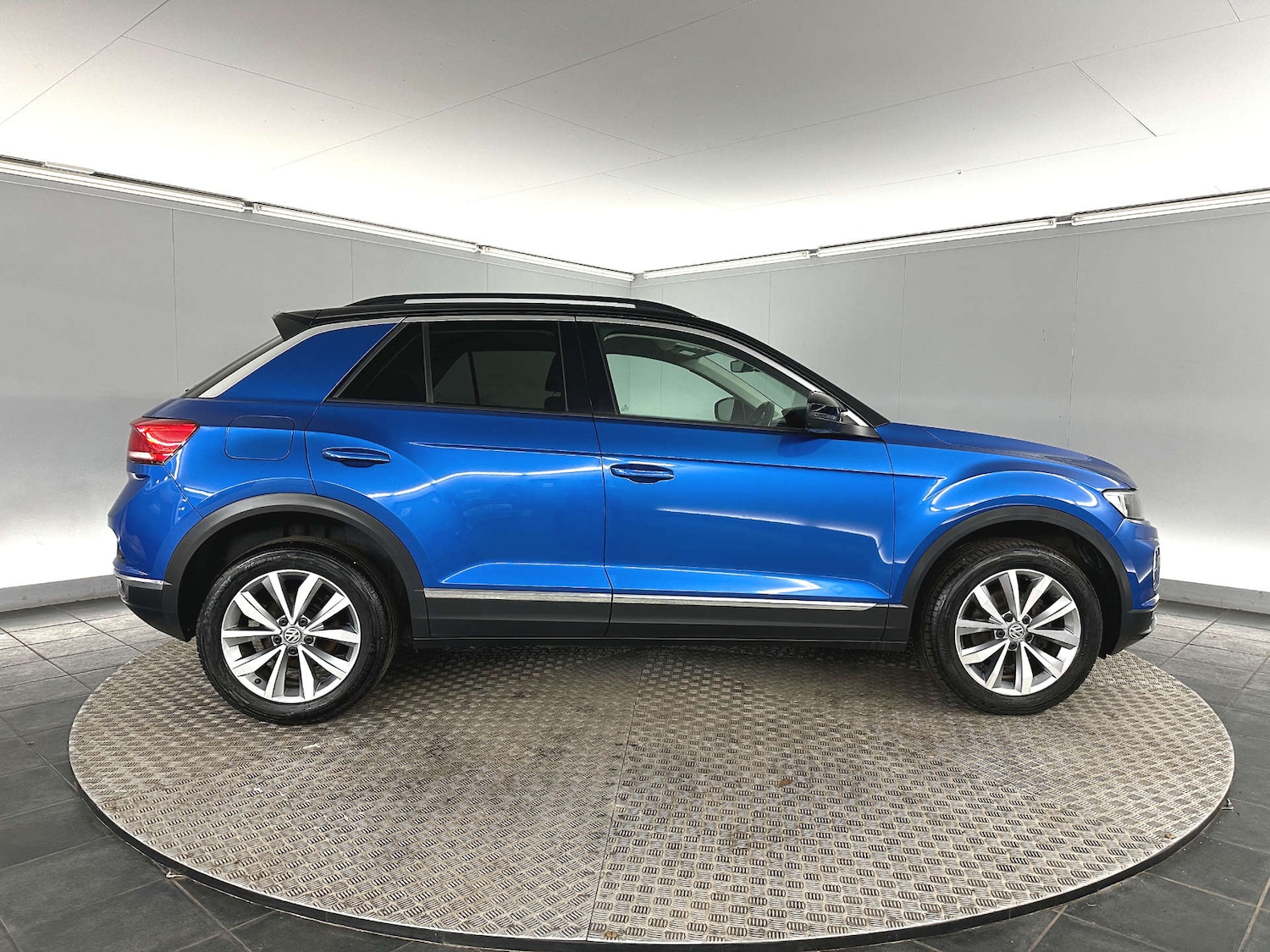 Used Volkswagen T-Roc 2020 for sale - 77745421: Photo 10