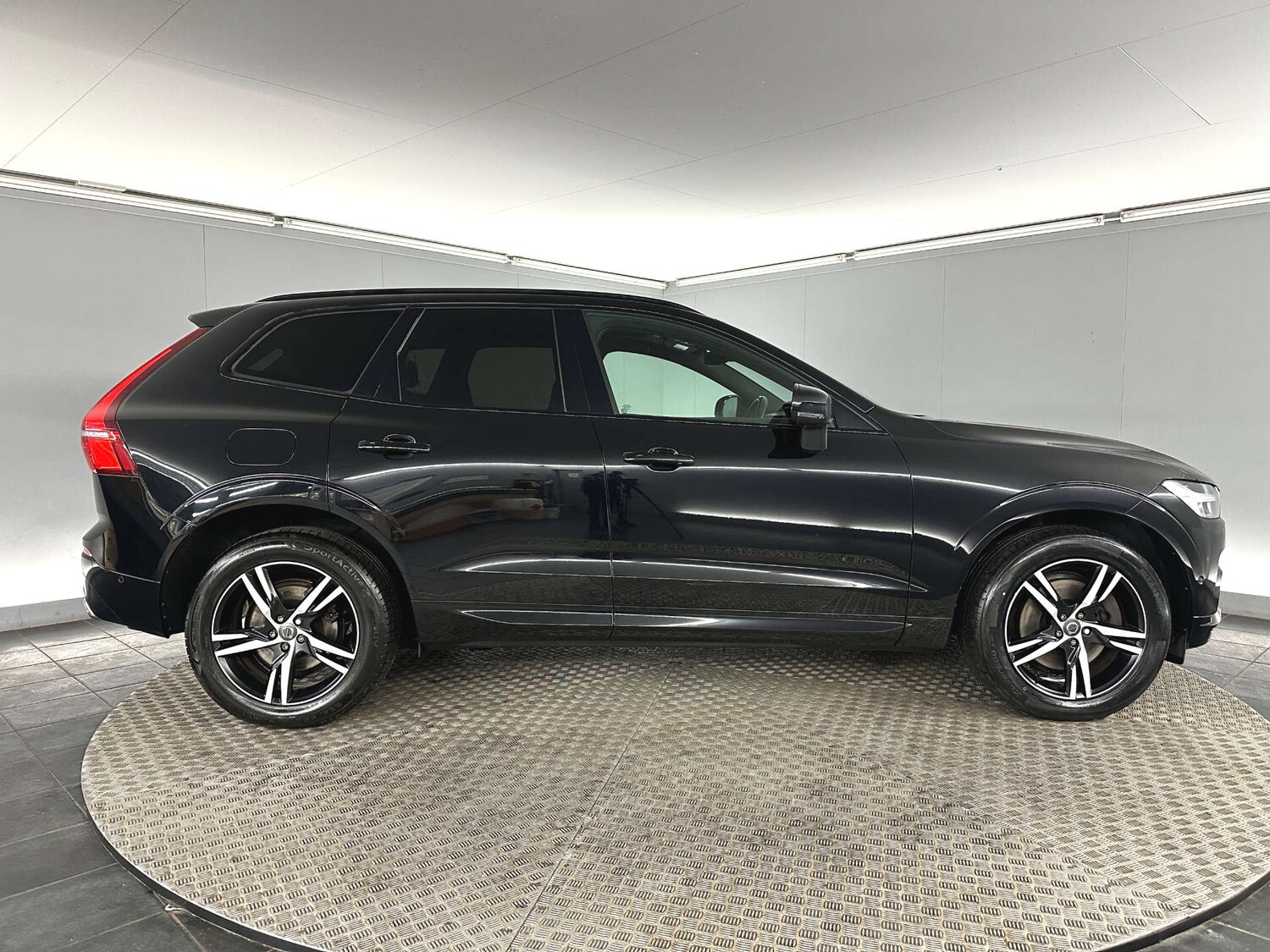 Used Volvo XC60 2019 for sale - 77590788: Photo 12