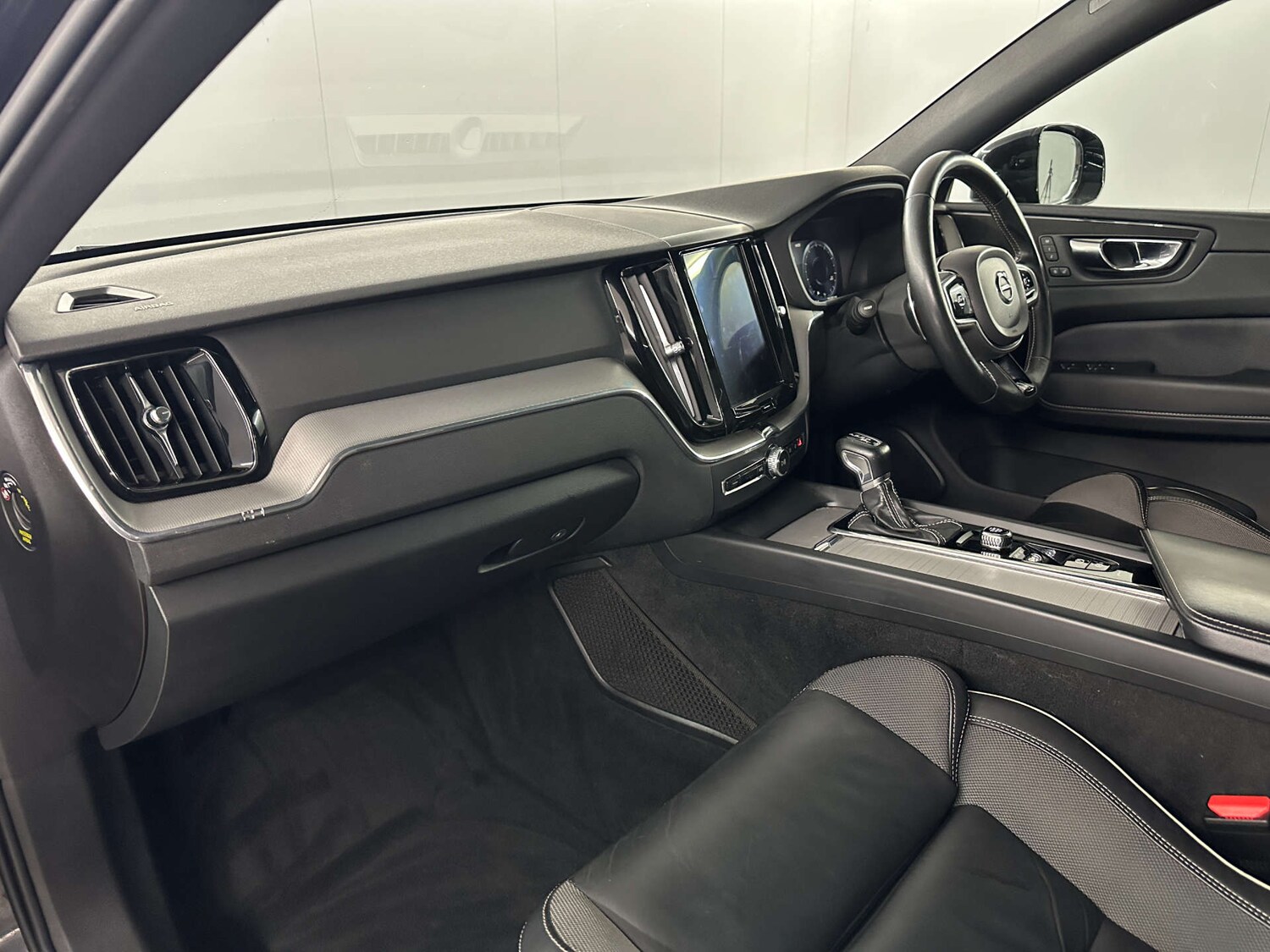 Used Volvo XC60 2019 for sale - 77590788: Photo 15