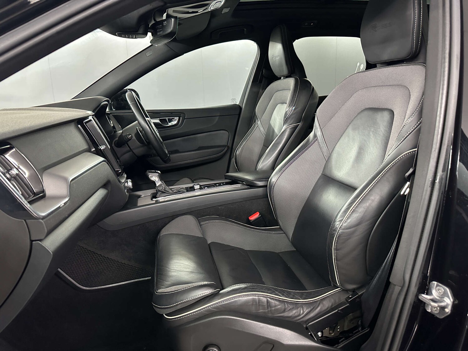 Used Volvo XC60 2019 for sale - 77590788: Photo 16