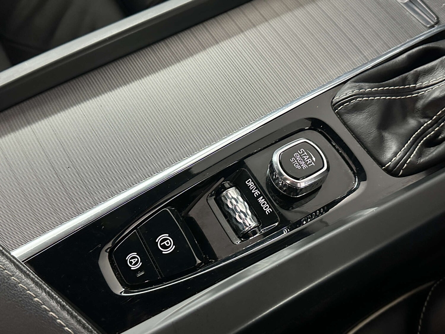 Used Volvo XC60 2019 for sale - 77590788: Photo 23