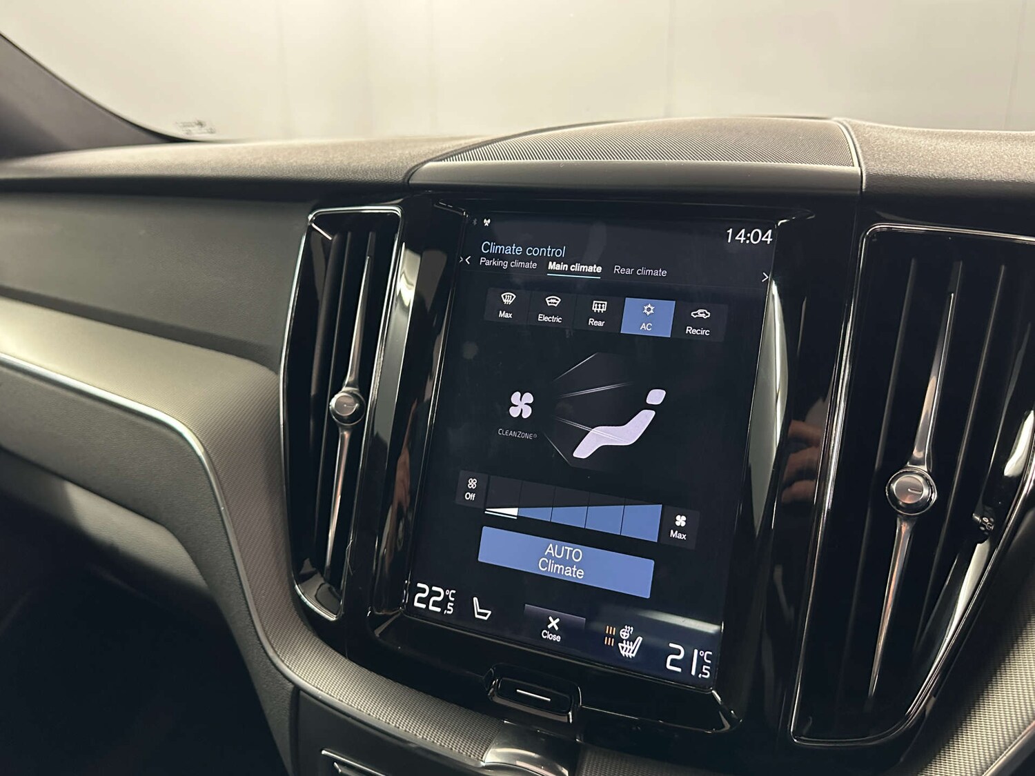 Used Volvo XC60 2019 for sale - 77590788: Photo 33