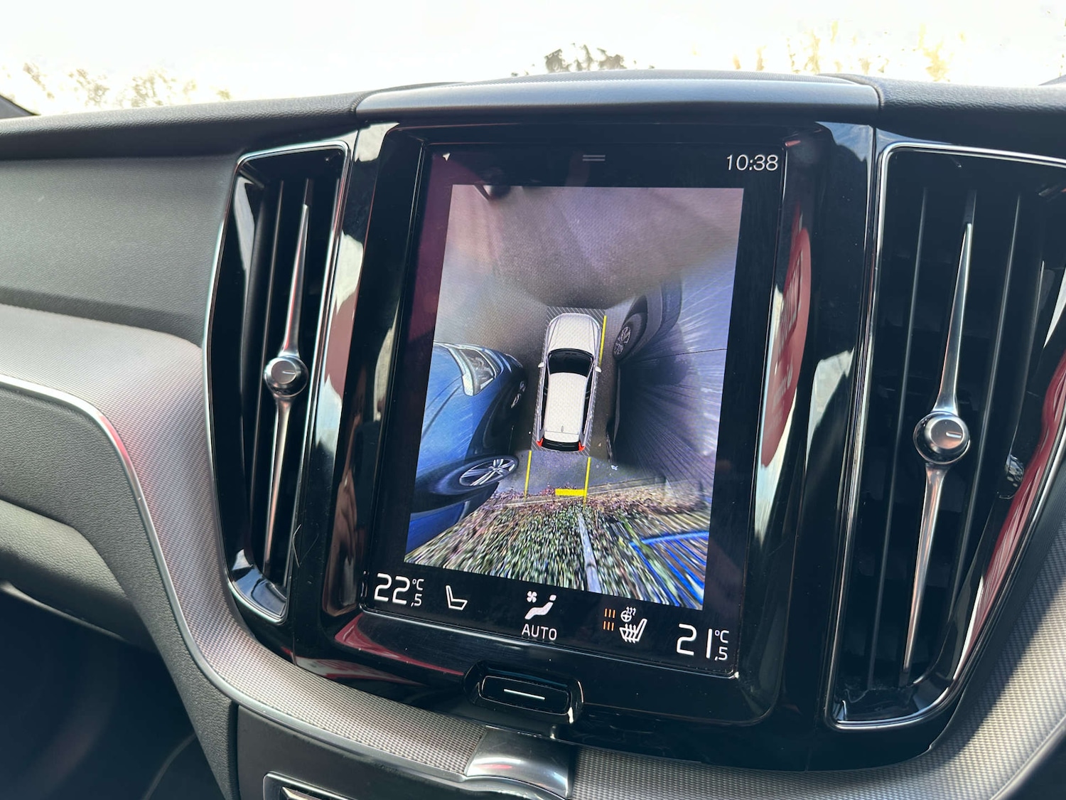 Used Volvo XC60 2019 for sale - 77590788: Photo 5