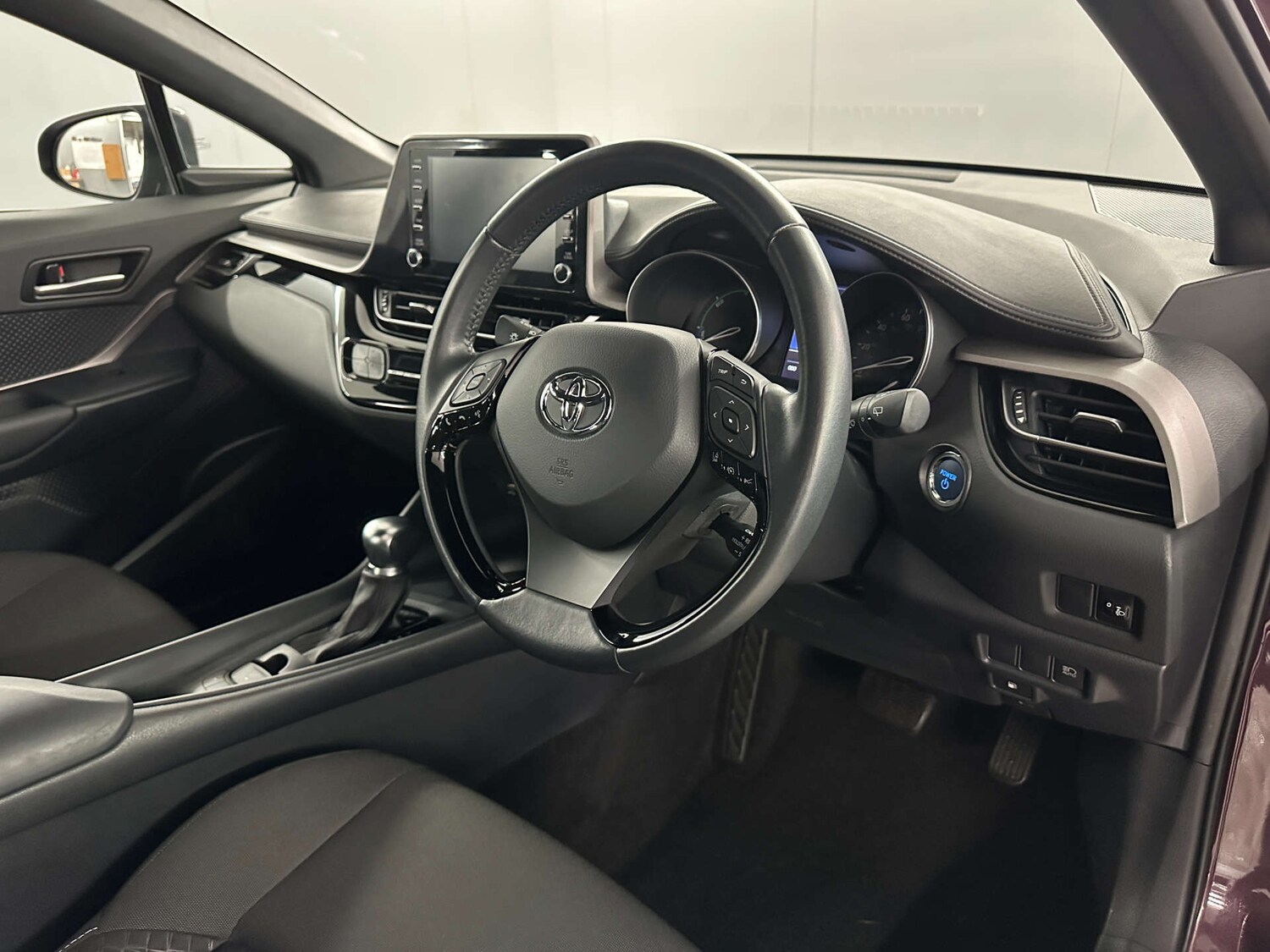 Used Toyota C-HR 2023 for sale - 77765864: Photo 9