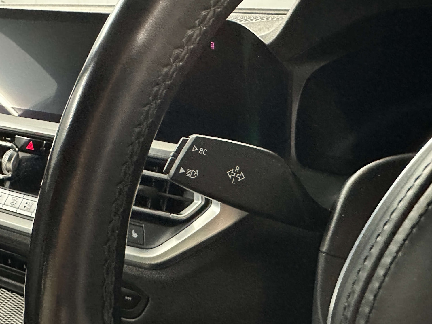 Used BMW 3 Series 2022 for sale - 77735115: Photo 19