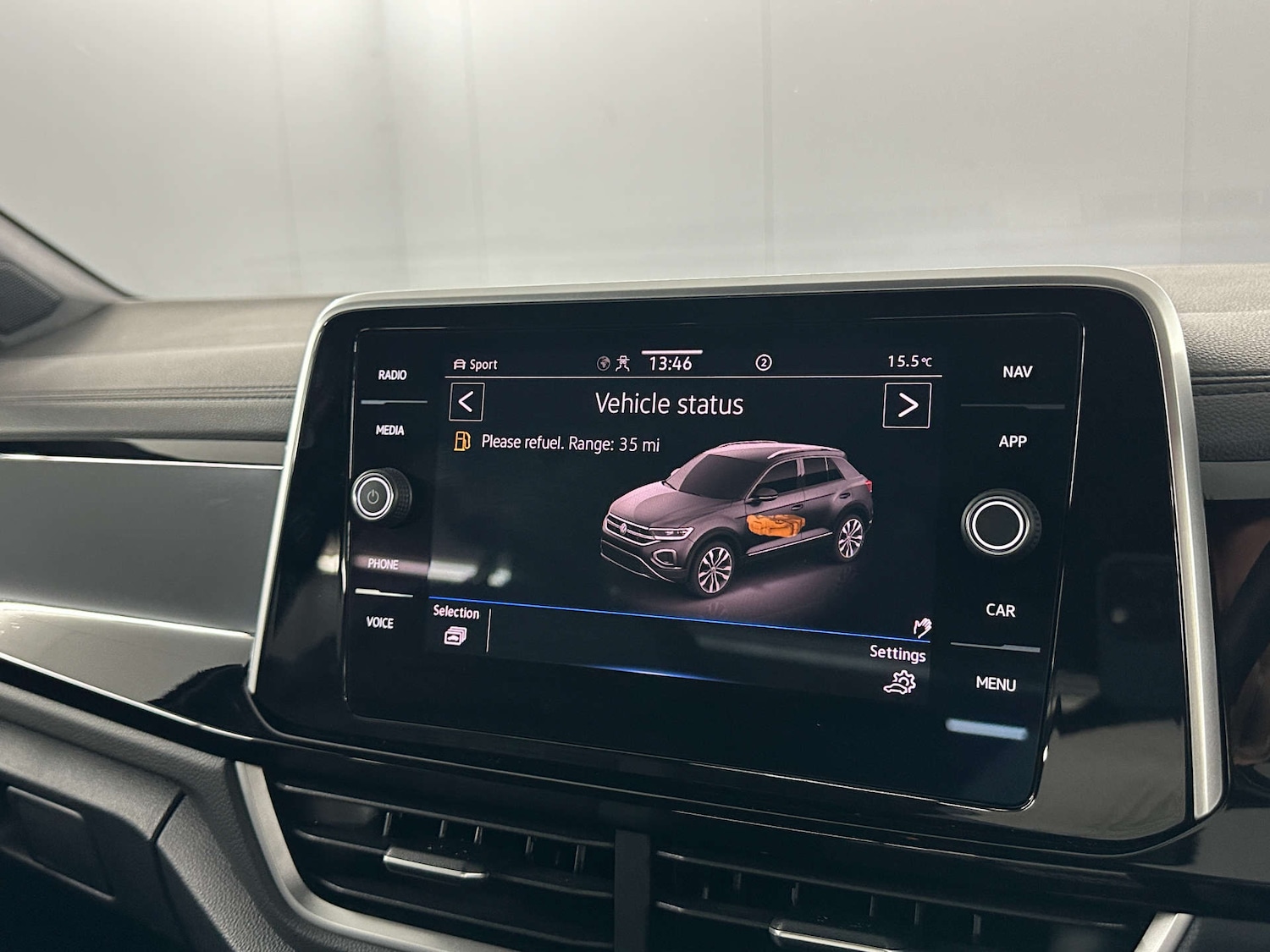 Used Volkswagen T-Roc 2024 for sale - 77765807: Photo 31