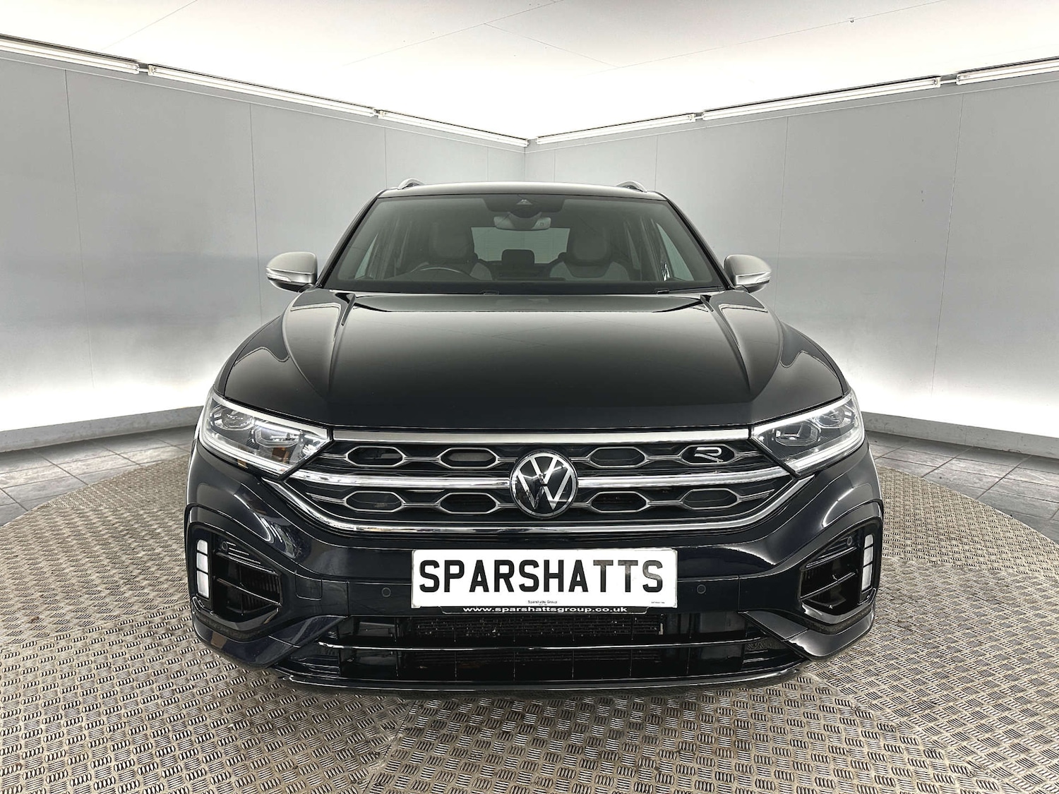 Used Volkswagen T-Roc 2022 for sale - 77655632: Photo 2