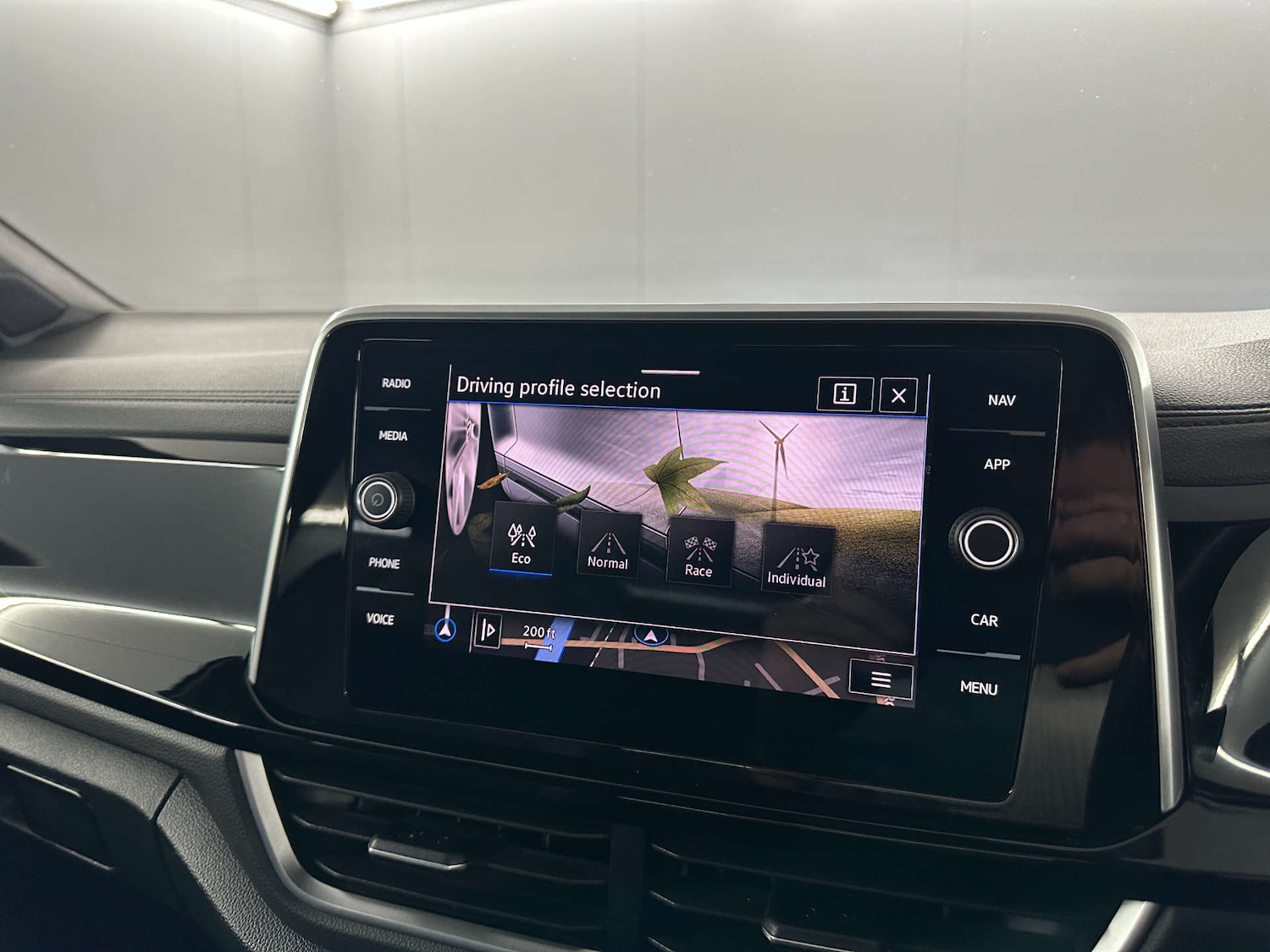 Used Volkswagen T-Roc 2022 for sale - 77655632: Photo 38